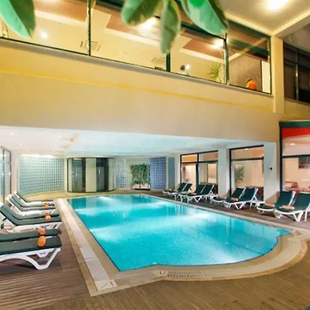 Justiniano Club 4*