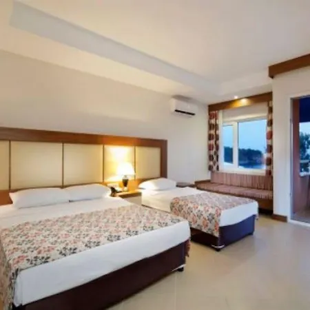 Justiniano Club Alanya Rezort 4*