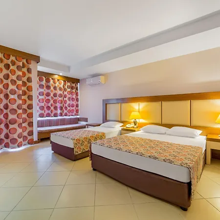 Justiniano Club Alanya 4* Okurcalar